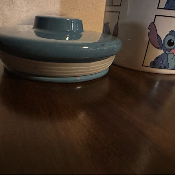 COPY - 💙🍪Disney Stitch Ceramic Canister🍪💙 - Picture 7 of 12